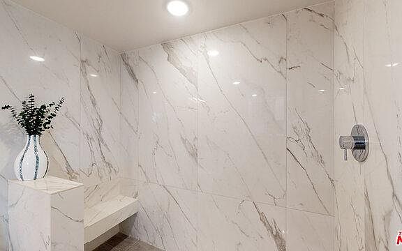 3rd image of 1143 Glenville Dr #202