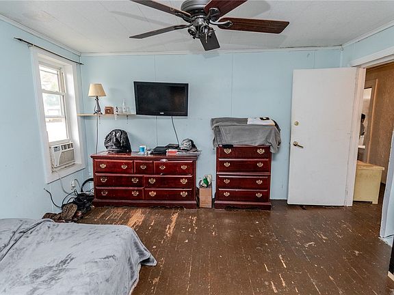 24th image of this home