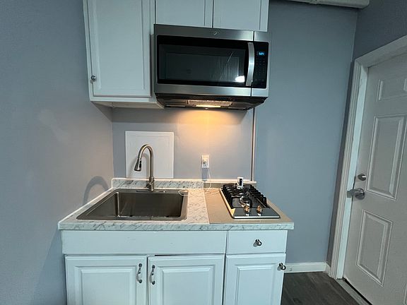 4th image of 199 E Main St #11260415
