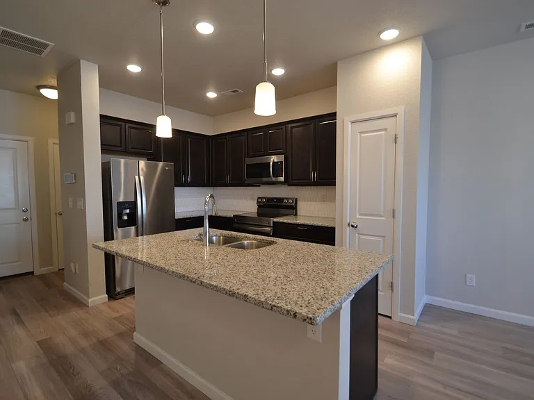 8719 Shady Ridge Grv — Photo 2