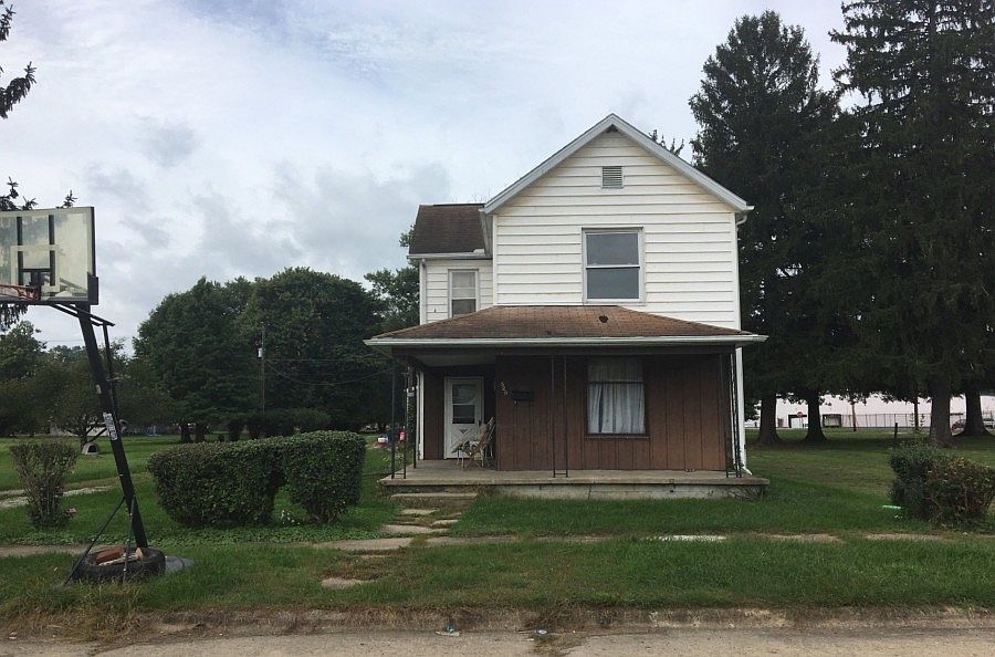 1st image of 529 N 1st St