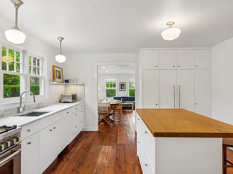 12 Jackson St — Photo 11