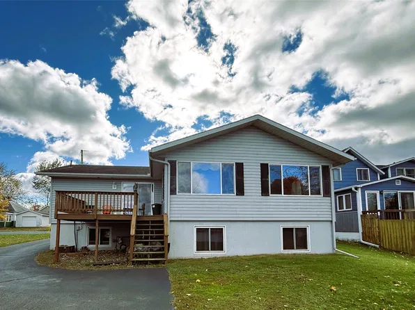 815 Lake Avenue E, Ladysmith, WI 54848