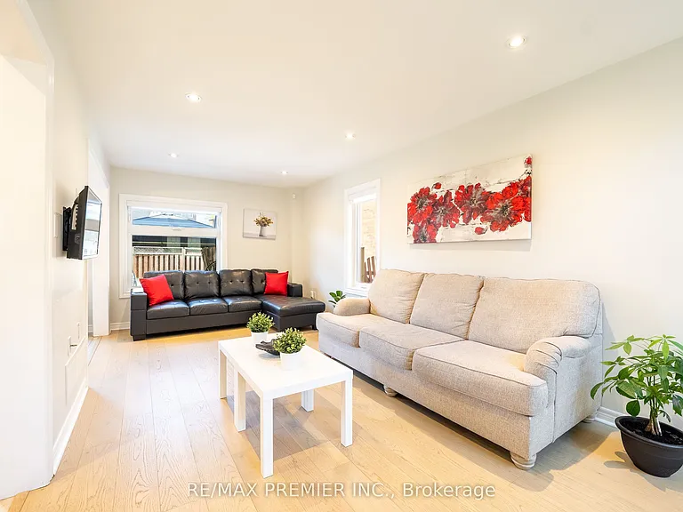 22 Laura Sabrina Dr — Photo 6