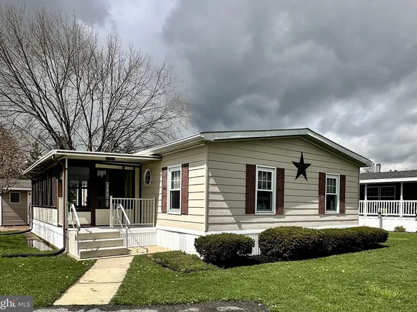 157 Aster Dr, New Providence, PA 17560