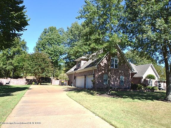 3rd image of 8256 Mellen Dr