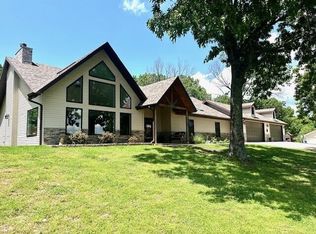 181 Eagle Ridge Ln, Reeds Spring, MO 65737