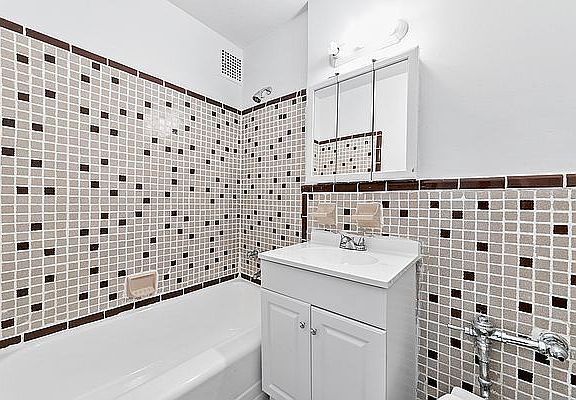 5th image of 8309 Brevoort St APT 5F