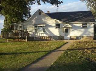 12818 Leroy Rd, Farmer City, IL 61842