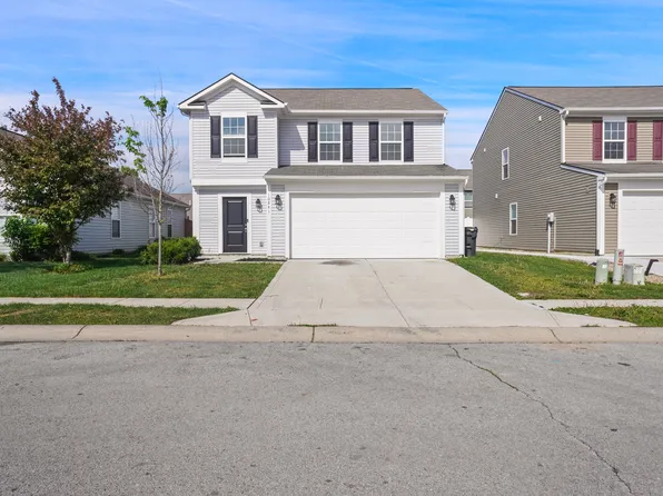 10841 Woods Dr, Ingalls, IN 46048