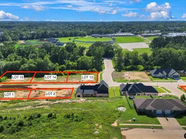 1005 Mallard Dr, Lindale, TX 75771