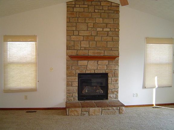 5th image of 582 Hunnicut Dr