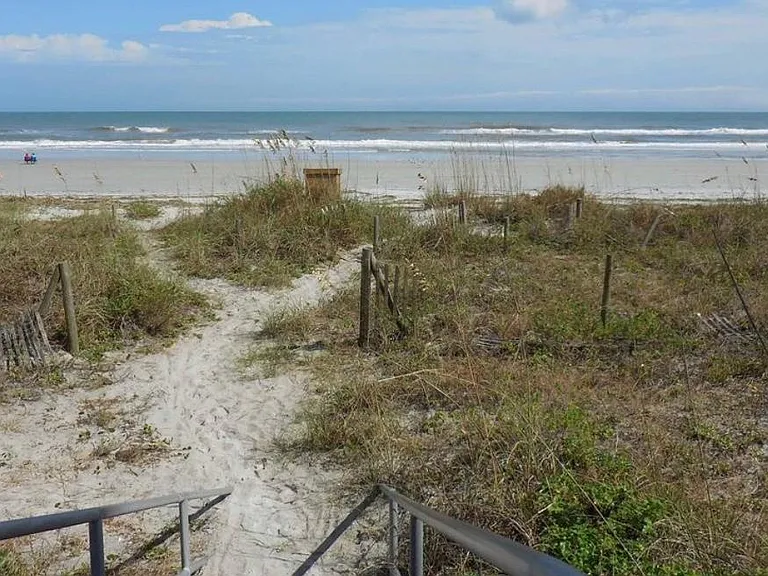 1601 Ocean Dr S #110 — Photo 3