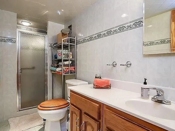 4th image of 1317 77th St #1
