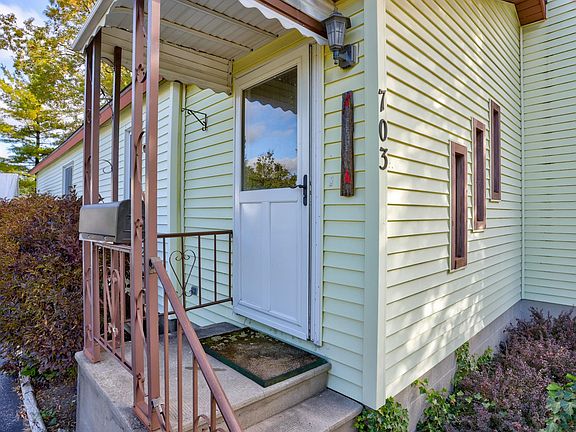 2nd image of 703 Nebobish Ave
