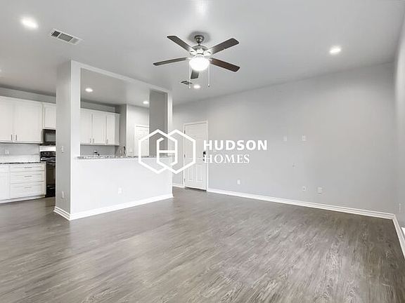 5th image of 101 Pharm Hills Rd Unit 1201