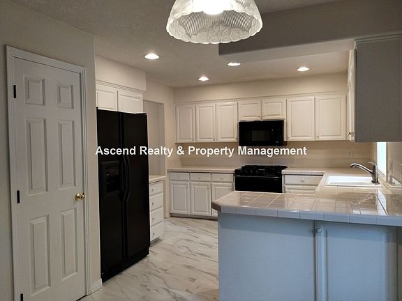 4th image of 8523 SW Marissa Dr