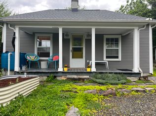 12 Montana Cir, Asheville, NC 28806