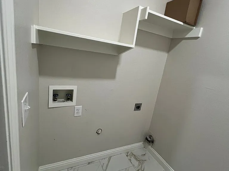 2505 Hunters Run Dr — Photo 48