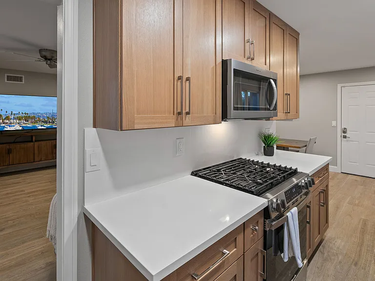 1648 El Prado Ave — Photo 22