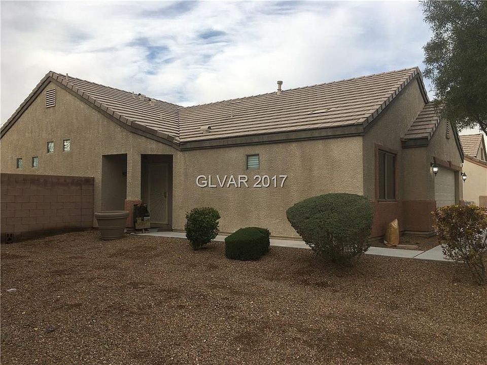 2nd image of 117 W La Madre Way