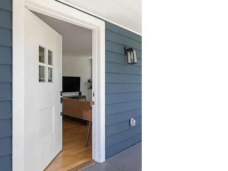 137 E Avenue 43 — Photo 3