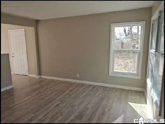 4 bed, 2.0 bath, 1919 sqft, $1,790 — Photo 3