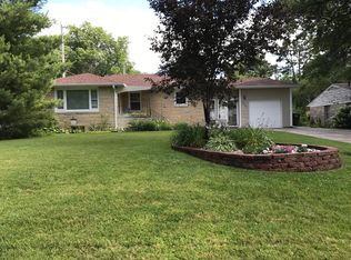 5657 M St, Lincoln, NE 68510