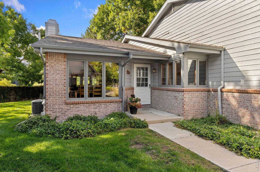 1112 Spanish Oak Ct