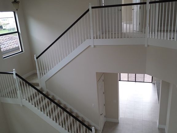 5th image of 8248 Lost Creek Ln
