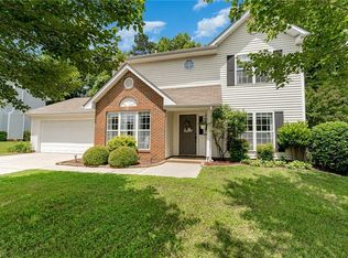 1415 Somerset Crossing Ln, Kernersville, NC 27284
