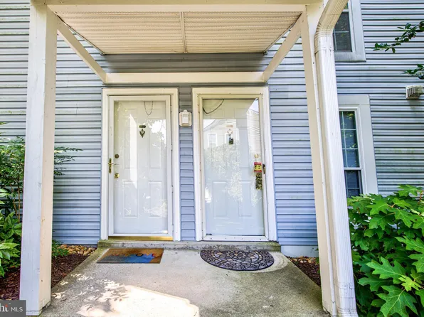 12120 Cardamom Dr #12120, Woodbridge, VA 22192