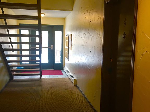 4th image of 934 Westbrooke Way APT 4