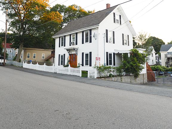 2nd image of 26 Wright St