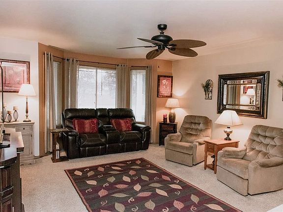 4th image of 4703 Clydesdale Ln