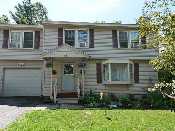 20 Catherine Drive, Rutland City, VT 05701