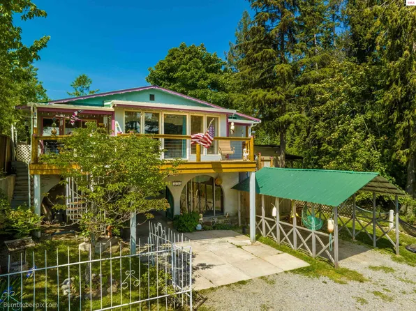 33783 N Redspire Rd, Bayview, ID 83803