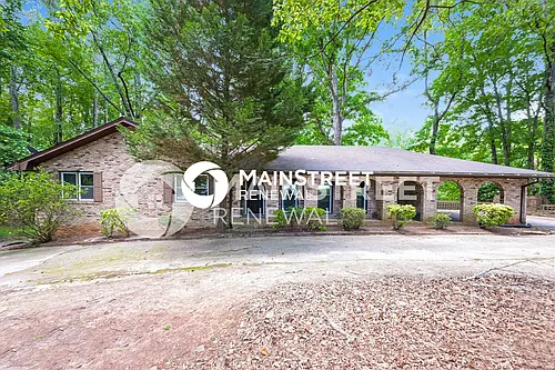 2855 Hickory Cir Photo 1