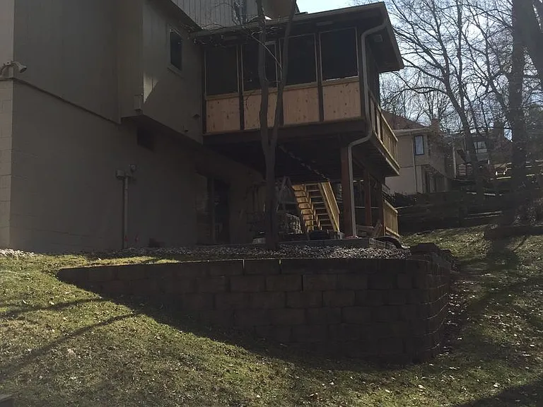 1405 Childs Rd W — Photo 5