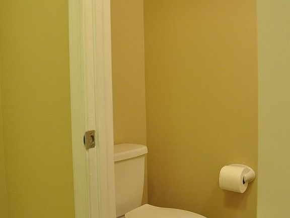 1/2 bath (1)