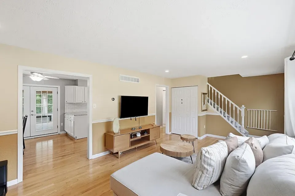 3 bed, 1474 sqft, $2,499 — Photo 3
