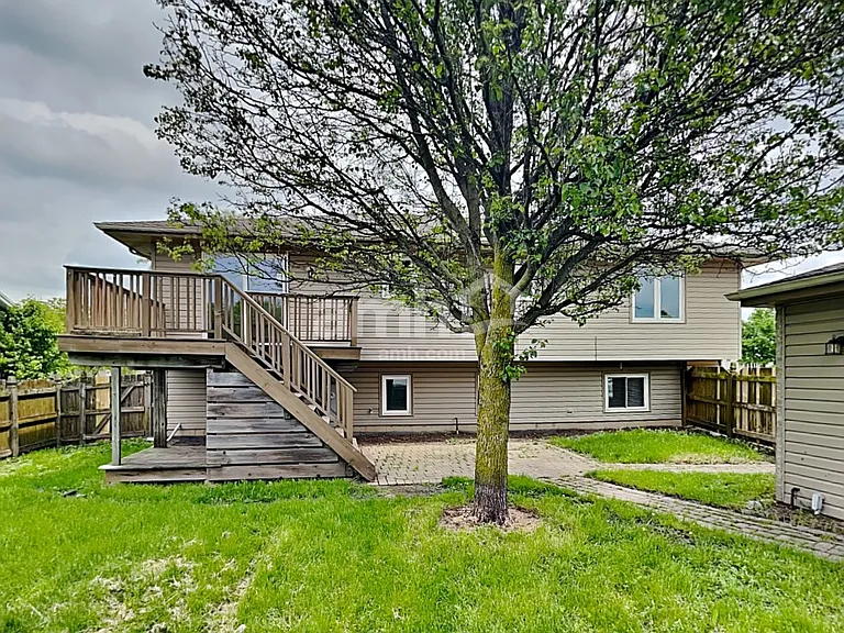 2113 Cumberland Dr — Photo 22