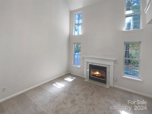 3rd image of 8306 Christmas Ct