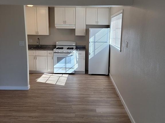 2nd image of 25401 Cypress Ave APT 34