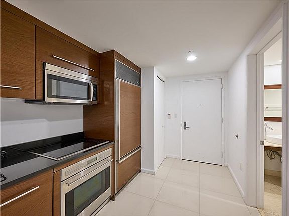 4th image of 495 Brickell Ave APT 4506