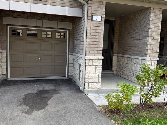 2nd image of 7 Arcola St
