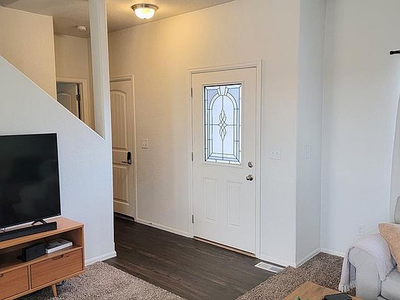 4th image of 2412 Plains St