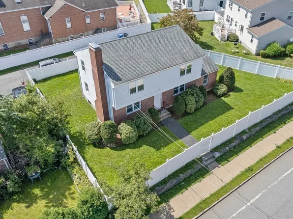 130 Weston St, Waltham, MA 02453