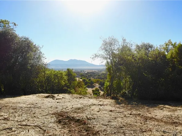 1985 Bastian Ct, Lakeport, CA 95453