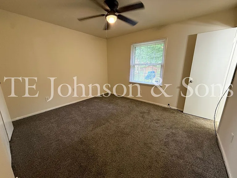 4218 S Jasmin Ct — Photo 32